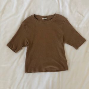 Light brown ribbed t shirt